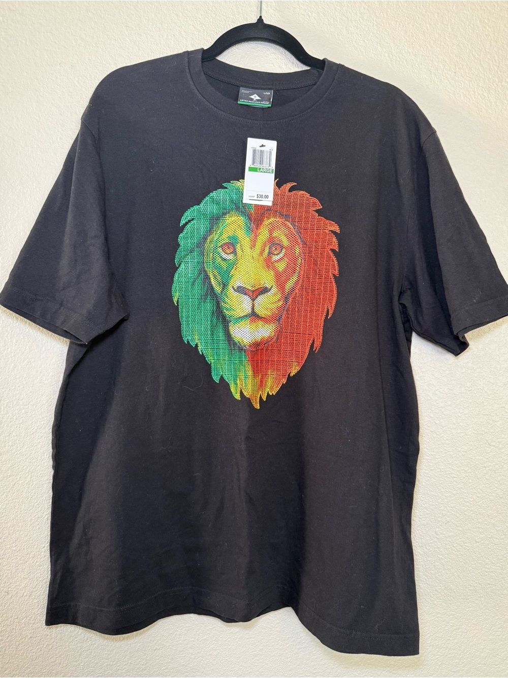 LRG Black Lion Embroidered Graphic Tee with Green and Red Print - Men Size L